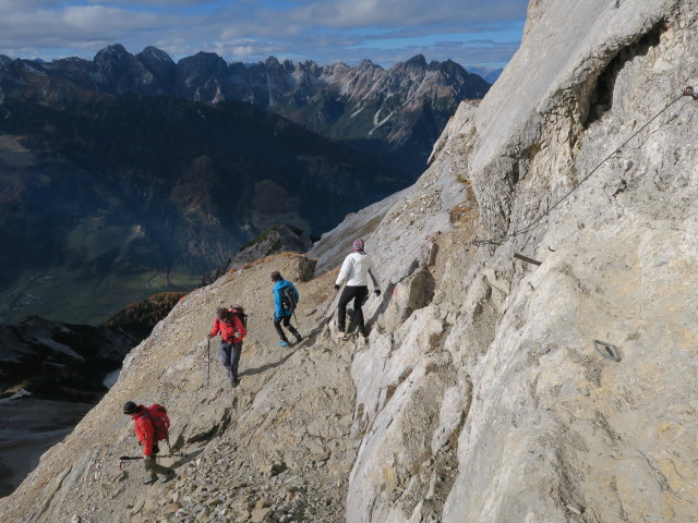 Christoph und Gudrun zwischen Serles und Serlesj&ouml;chl (30. Okt.)