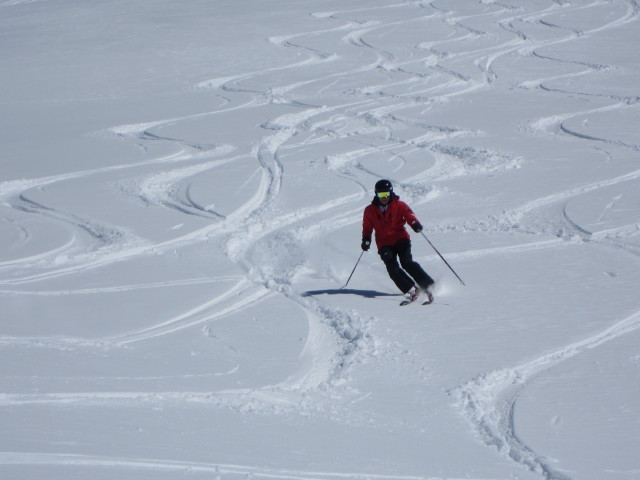 Stefan zwischen Piz Val Gronda und Fimbatal (21. Apr.)