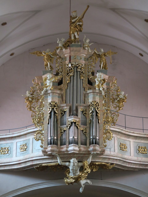 Kath. Pfarrkirche Hl. Dreifaltigkeit