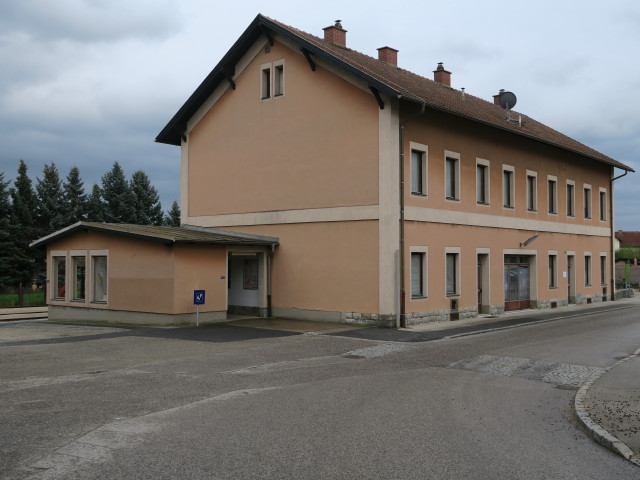 Bahnhof Langenlois, 212 m (7. Apr.)