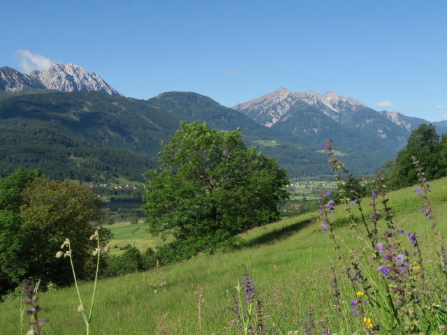 Gailtaler Alpen von Mitterberg aus (25. Mai)