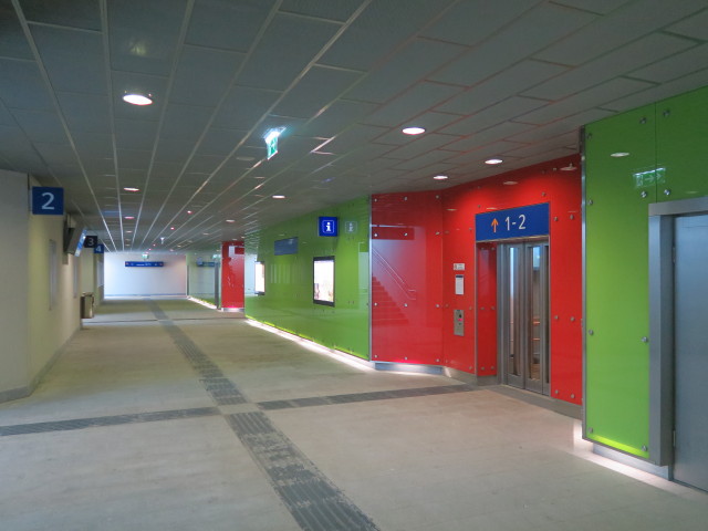 Bahnhof Absdorf-Hippersdorf, 183 m