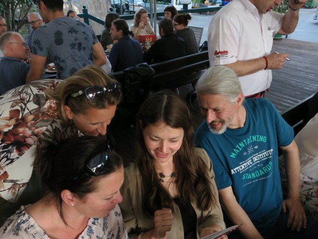 ;Elisabeth, ?, Martina und Peter in Kolariks Luftburg