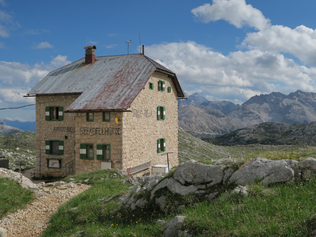Seekofelhütte, 2.327 m (16. Juni)