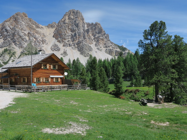 Ücia de Pices Fanes, 2.007 m (17. Juni)