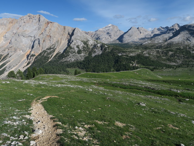 Weg 13 am Plan dles Sarenes (17. Juni)