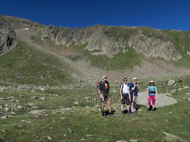 Josef, Sonja, Werner und Angelika am Weg 88 zwischen Hirschbichl und Deferegger Pfannhorn-Nordostgrat