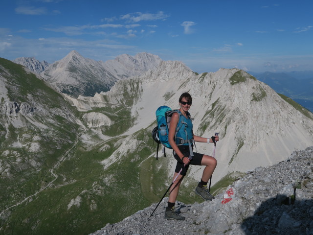 Larissa zwischen Rumer Spitze und Kreuzjöchl (29. Juli)