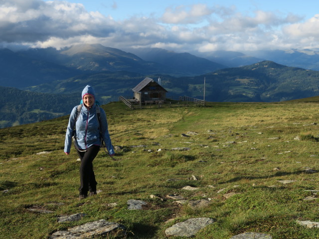 Sabine zwischen Bernhard-Fest-Hütte und Frauenalpe (12. Aug.)