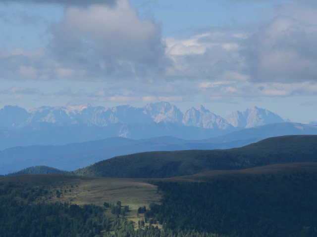 Julische Alpen von der Ackerlhöhe aus (13. Aug.)