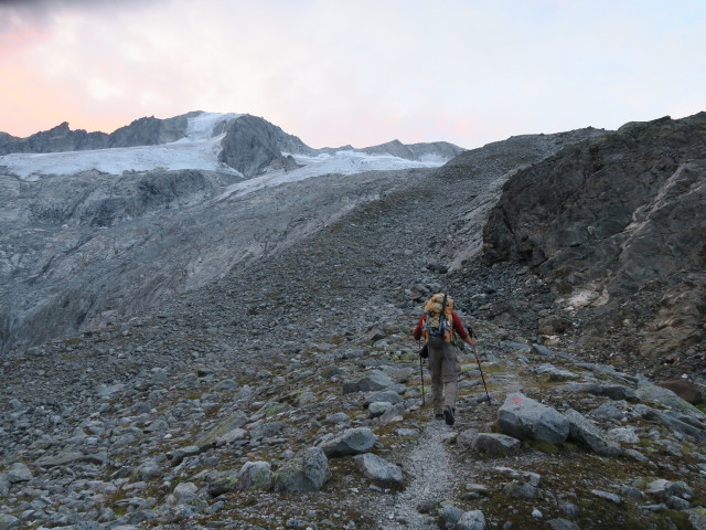 Christoph zwischen Furtschaglbach und Schlegeiskees (26. Aug.)