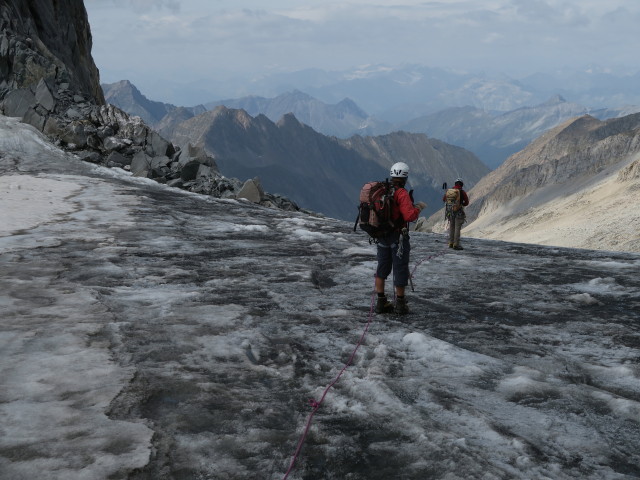Christoph und Gudrun in der Oberen Weißzintscharte, 3.187 m (27. Aug.)