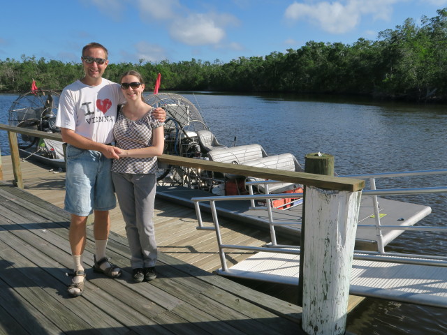 Ich und Sabine in Jungle Erv's Airboats in Everglades City (14. Nov.)