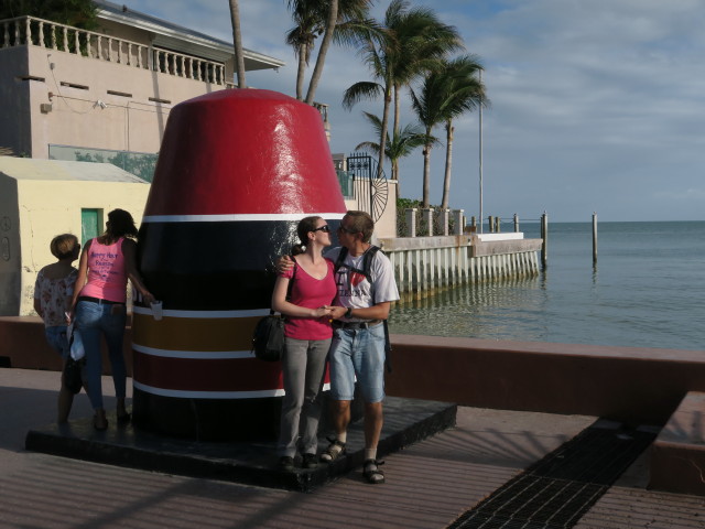 Sabine und ich beim Southernmost Point Continental U.S.A. in Key West (15. Nov.)