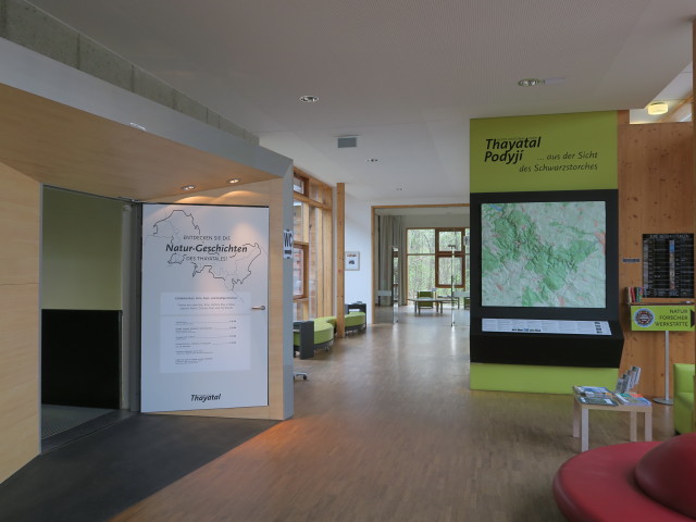 Nationalpark-Besucherzentrum, 419 m