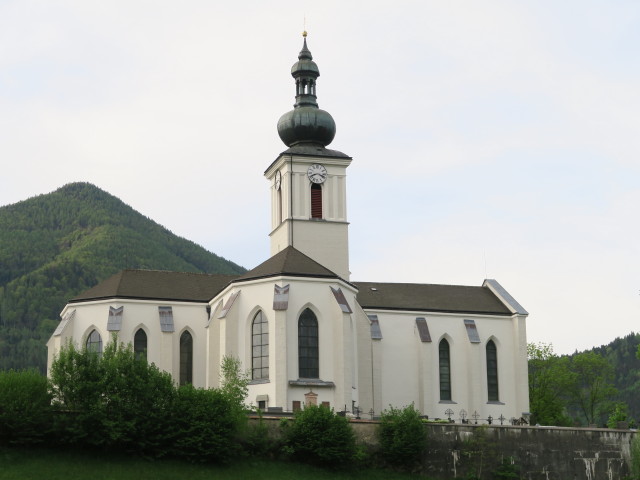 Kath. Pfarrkirche hl. Johannes Evangelista in Weyer, 440 m