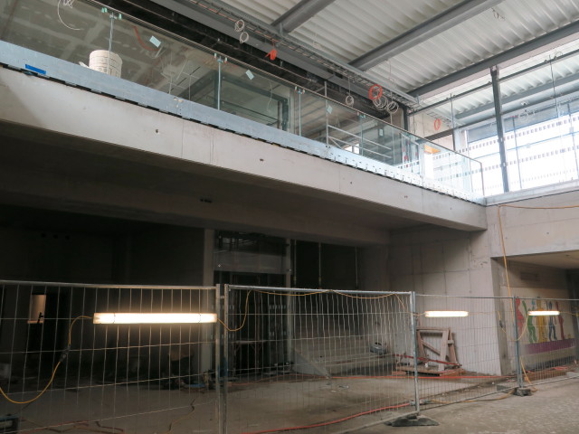 Bahnhof Tulln, 181 m