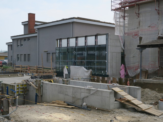 Bahnhof Tulln, 181 m