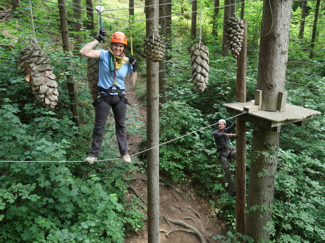 Kletterwald Buchenberg: Kerstin und Stefan im Parcours 'Schwarzspecht'