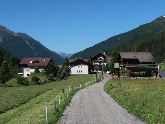 Kasern, 1.614 m (16. Juni)