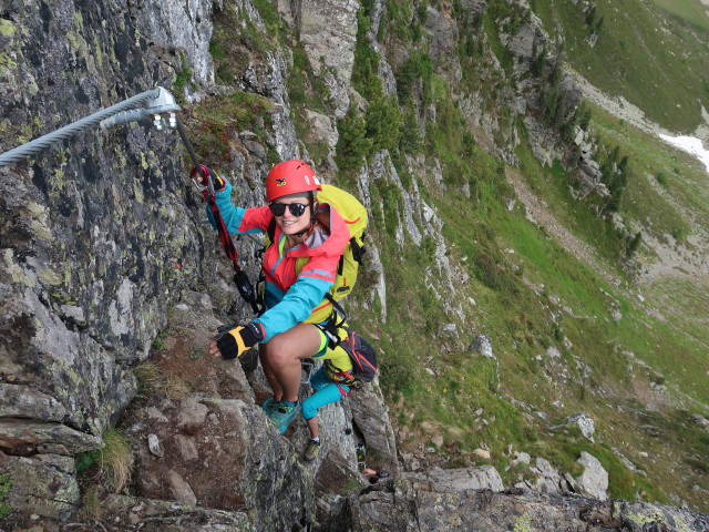 Speikboden-Klettersteig: Sigrid und Leonie zwischen Nepalbrücke und Ausstieg
