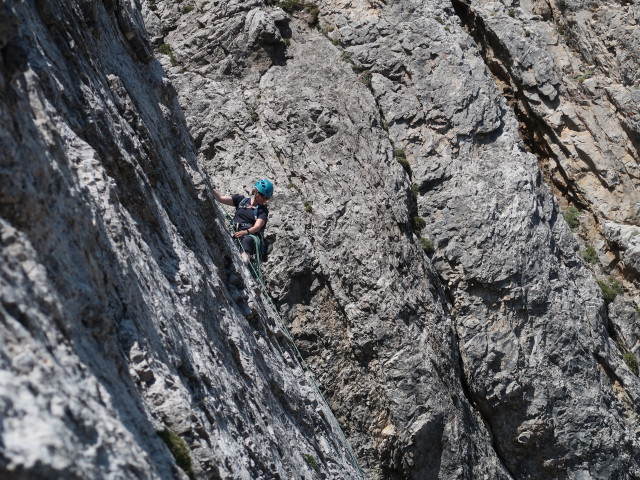 Gamsplatte: Irene am Stand nach der 1. Seillänge