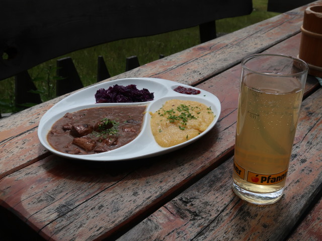 bei der Volkzeiner Hütte, 1.884 m (8. Juli)