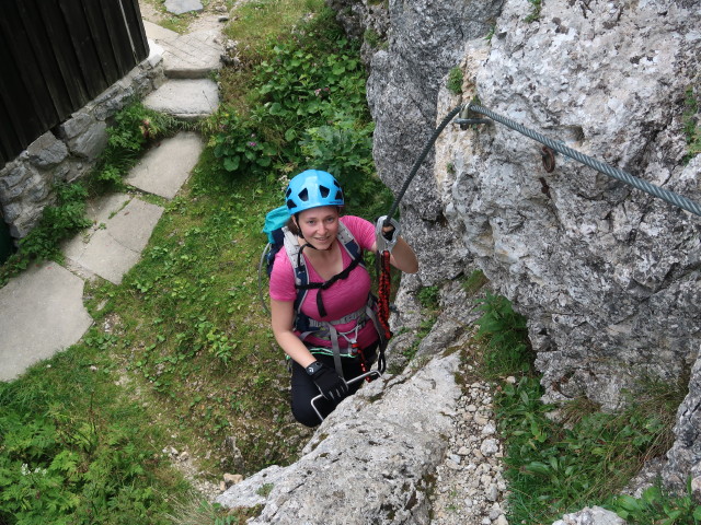 Turmstein-Klettersteig: Sabine im Einstieg