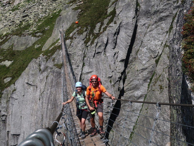 Marisa und ich auf der Salbitbrücke, 2.400 m (27. Juli)
