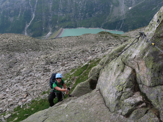 Krokodil-Klettersteig: Marisa am ersten Turm (28. Juli)