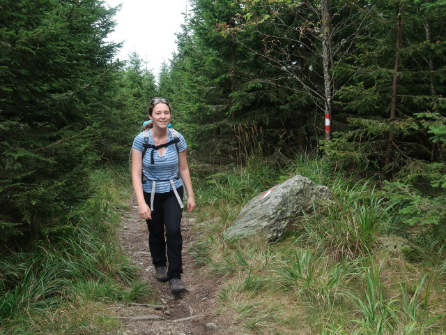 Sabine zwischen Hallerhaus und Stoa-Alm