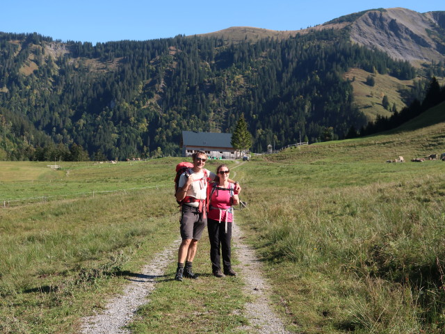 Ich und Sabine auf der Sattelalpe, 1.163 m (30. Sep.)