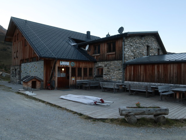 Lizumer Hütte, 2.019 m (13. Okt.)