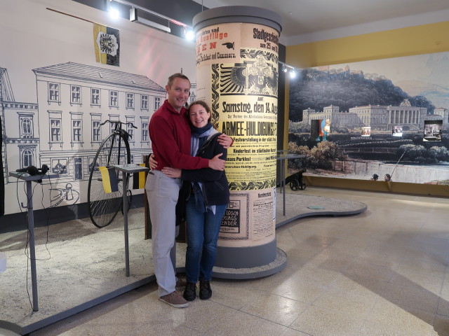 Kaiser-Franz-Josef-Museum: Ich und Sabine im Kaiser-Jubiläumssaal