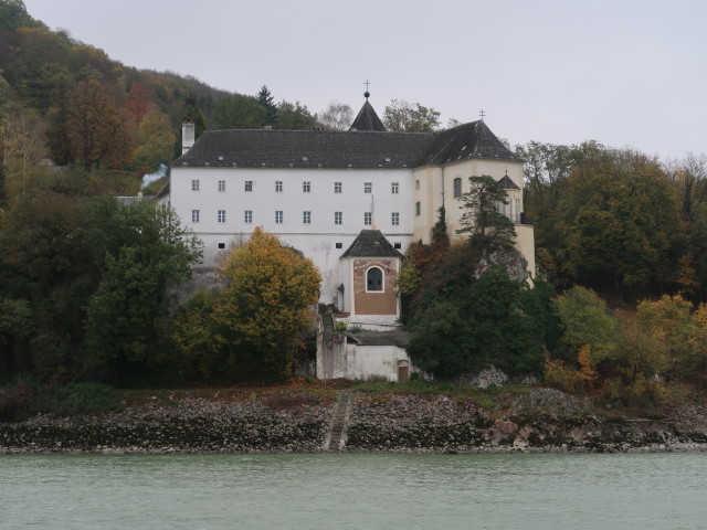 Kloster Schönbühel, 228 m