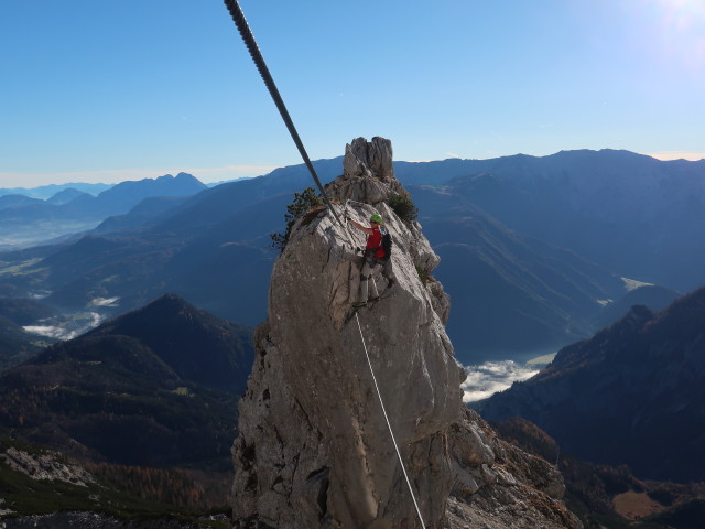 Bert-Rinesch-Klettersteig: Carmen auf der 2. Seilbrücke