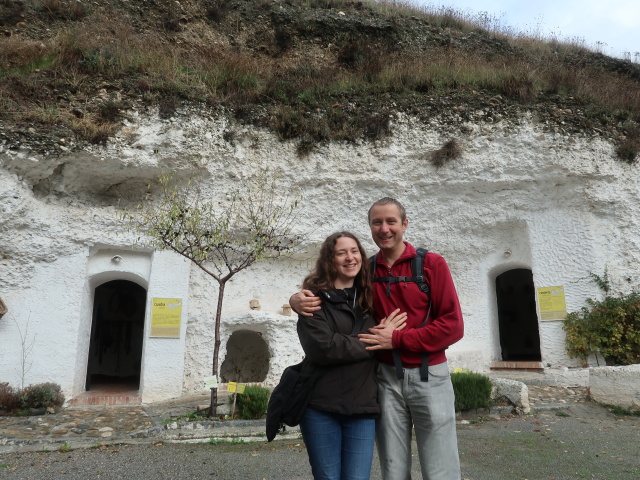 Sabine und ich im Museo de las Cuevas del Sacromonta in Granada (19. Nov.)