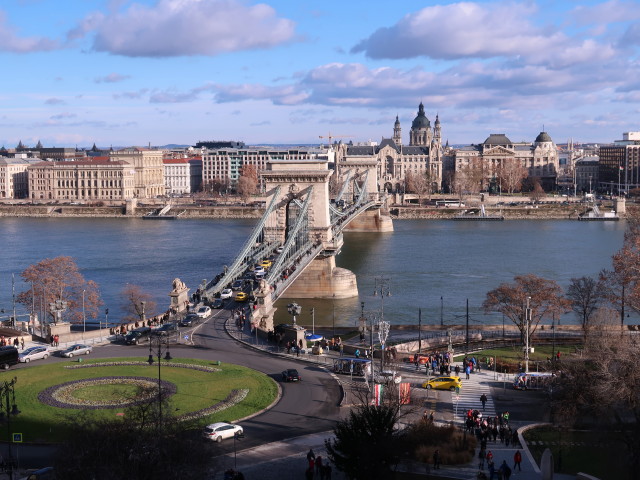 Kettenbrücke (23. Dez.)