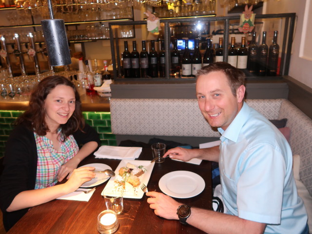 Sabine und ich in der Gastwirtschaft im Durchhaus