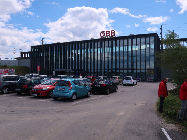 Bahnhof Tullnerfeld, 186 m