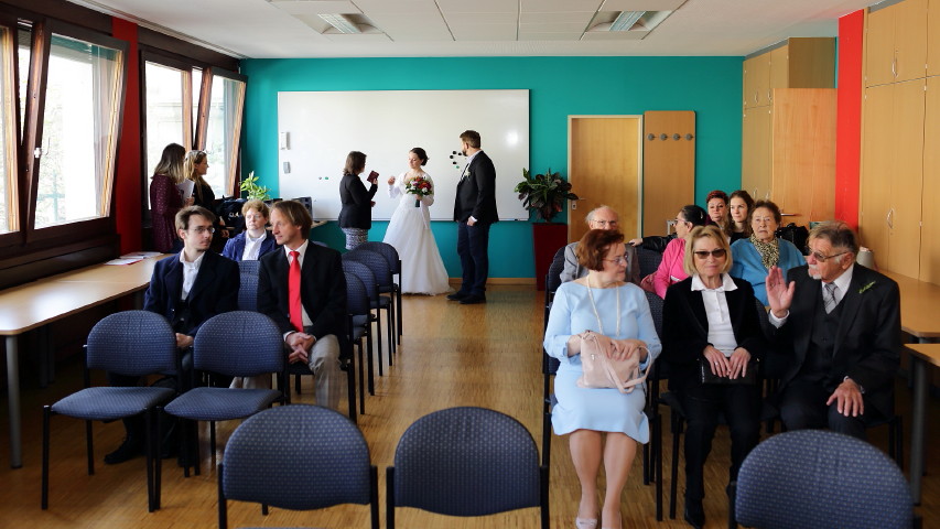 Dario, Eva, Jörg, Katarina, Sabine, Markus, Brigitte, Johann, Susanne, Mama, ?, Marisa, Herta und Papa © novaczek.at