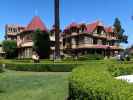 Ich und Sabine beim Winchester Mystery House in San Jose (1. Juni)