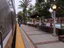 Amtrak Train 'Pacific Surfliner' in der Fullerton Station (8. Juni)