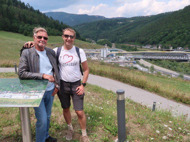 Papa und ich bei der Infobox Gloggnitz