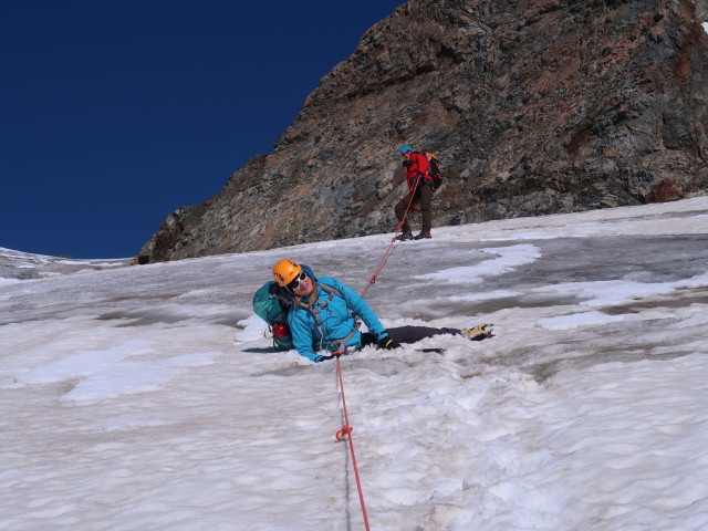 Evelyn und Bernadette am Guslarferner (18. Aug.)