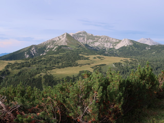 Kirchfeld vom Westgipfel des Raidling aus (24. Aug.)