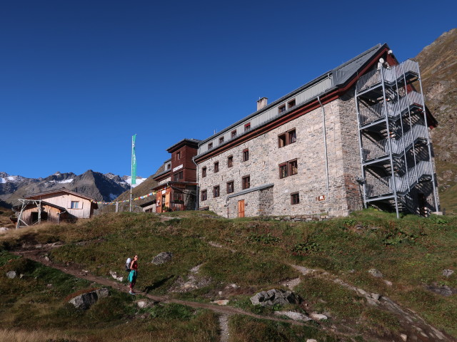 Ursa bei der Franz-Senn-Hütte, 2.149 m (21. Sep.)