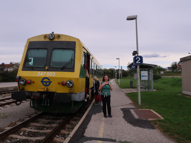 Sabine im Bahnhof Neudörfl, 273 m