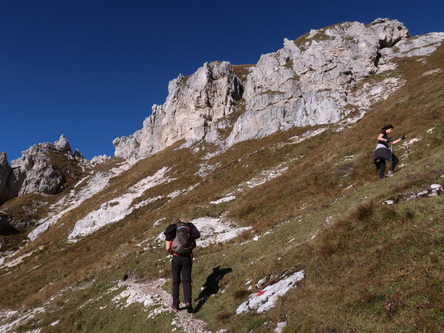 David und Evelin zwischen Altipiano del Montasio und Forca dei Disteis (12. Okt.)
