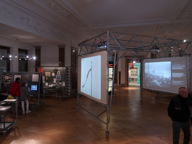 Sonderausstellung 'Aufbruch ins Ungewisse - Österreich seit 1918'